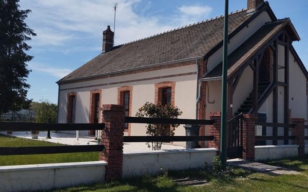 Maison à vendre    3 pièces • 140 m2 Neuvy-sur-Barangeon