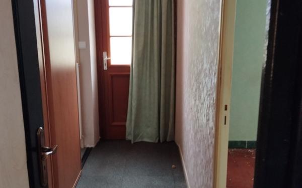 Maison à vendre    3 pièces • 140 m2 Neuvy-sur-Barangeon