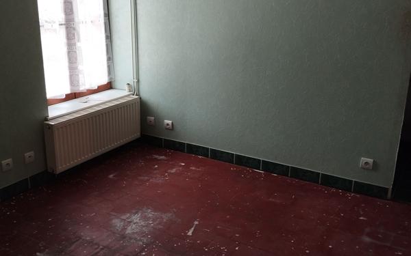 Maison à vendre    3 pièces • 140 m2 Neuvy-sur-Barangeon