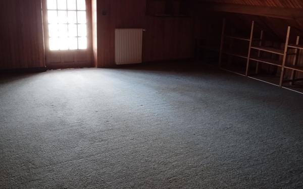 Maison à vendre    3 pièces • 140 m2 Neuvy-sur-Barangeon