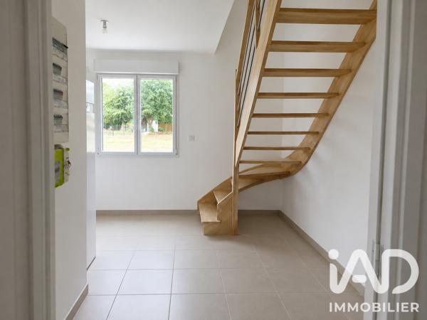 Maison à vendre 7 pièces 142,76 m² Neuilly-le-Vendin