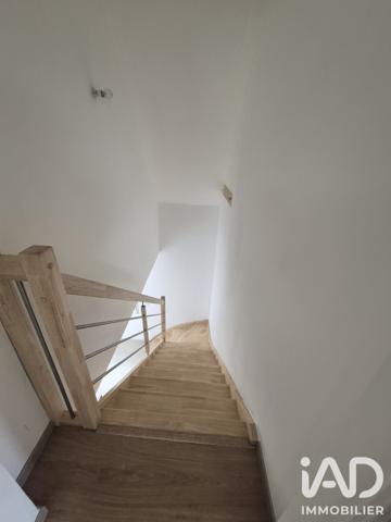 Maison à vendre 7 pièces 142,76 m² Neuilly-le-Vendin