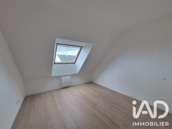 Maison à vendre 7 pièces 142,76 m² Neuilly-le-Vendin