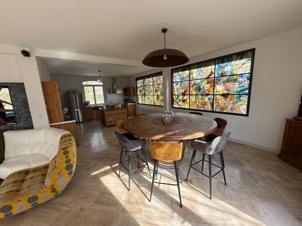 Grande maison familiale avec piscine – Lubersac (Corrèze)