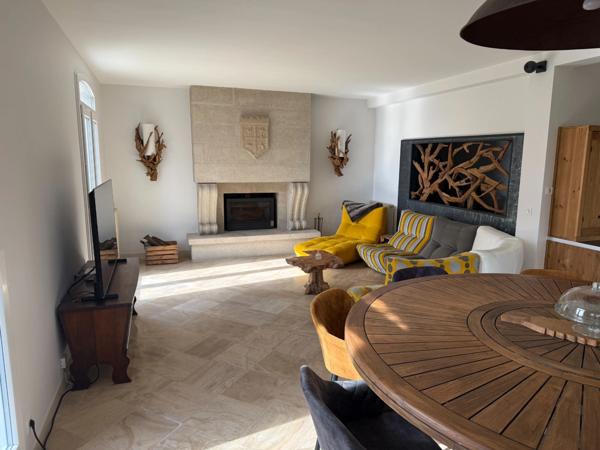 Grande maison familiale avec piscine – Lubersac (Corrèze)