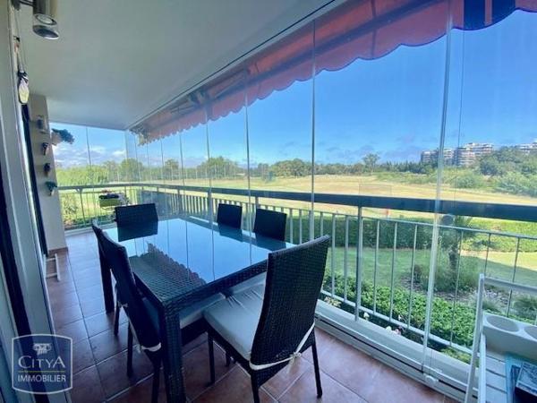 Appartement à louer 3 pièces 74m² Mandelieu-la-Napoule (06210)
