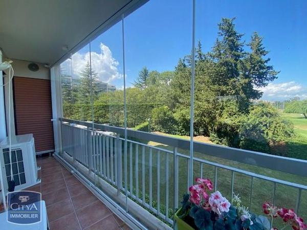 Appartement à louer 3 pièces 74m² Mandelieu-la-Napoule (06210)