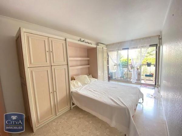 Appartement à louer 3 pièces 74m² Mandelieu-la-Napoule (06210)