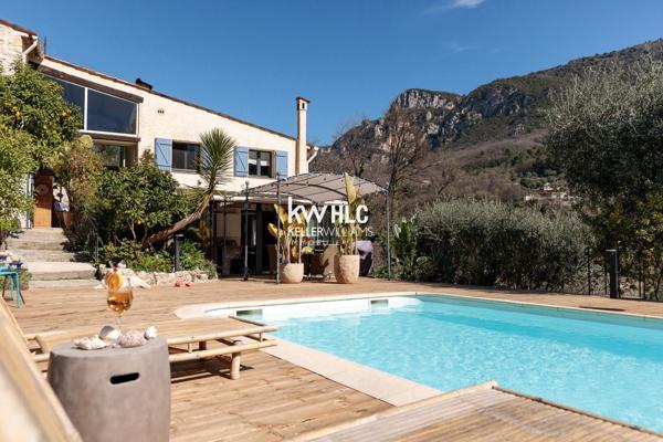 Domaine d’exception au cœur de la nature – Propriété avec gîtes et activité établie