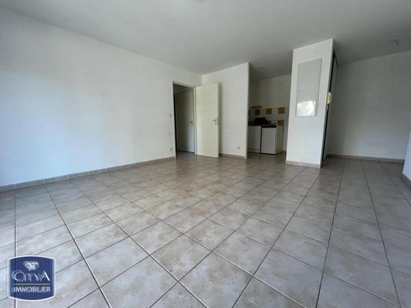 Appartement à louer 2 pièces 47.9m² Alès (30100)