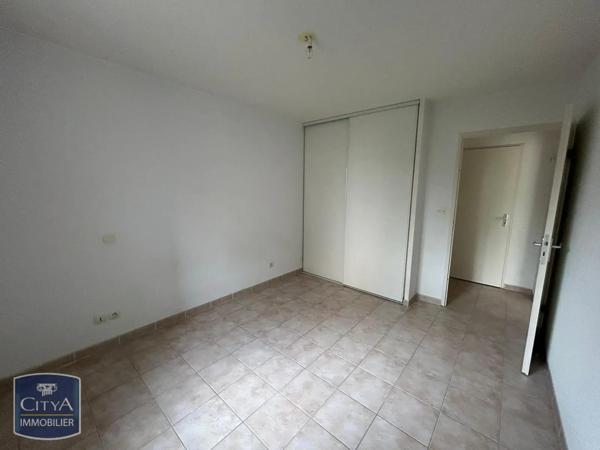 Appartement à louer 2 pièces 47.9m² Alès (30100)