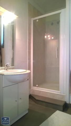 Appartement à louer 2 pièces 56m²