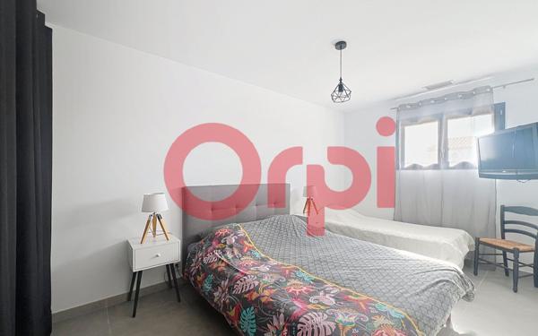 Maison à vendre    5 pièces •  Pia