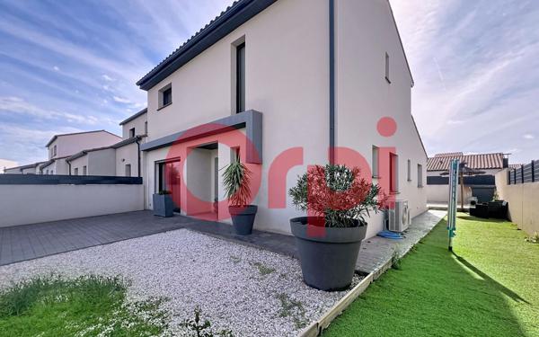 Maison à vendre    5 pièces •  Pia