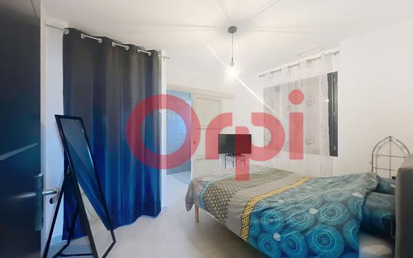 Maison à vendre    5 pièces •  Pia