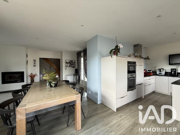Maison à vendre 6 pièces 141 m² Prée-d'Anjou