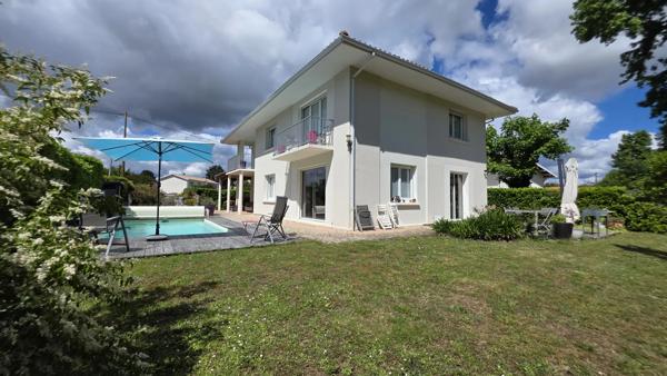 Maison Mérignac 210m²