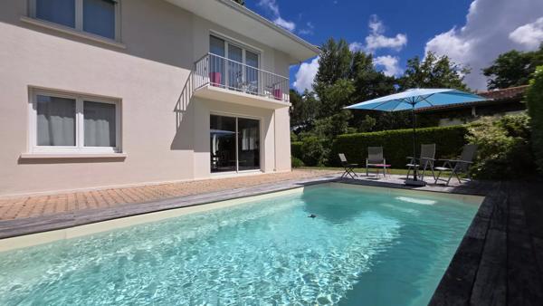 Maison Mérignac 210m²