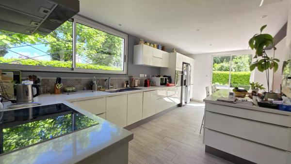 Maison Mérignac 210m²