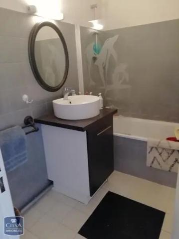 Appartement à louer 2 pièces 48.1m² Poitiers (86000)