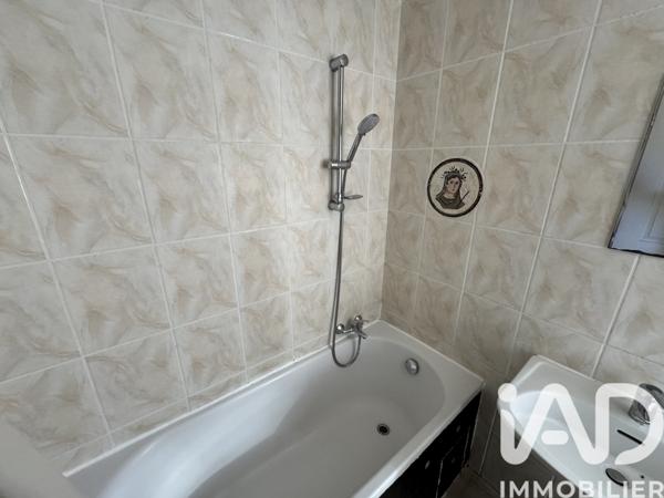 Location maison 4 pièces 89 m² Manosque