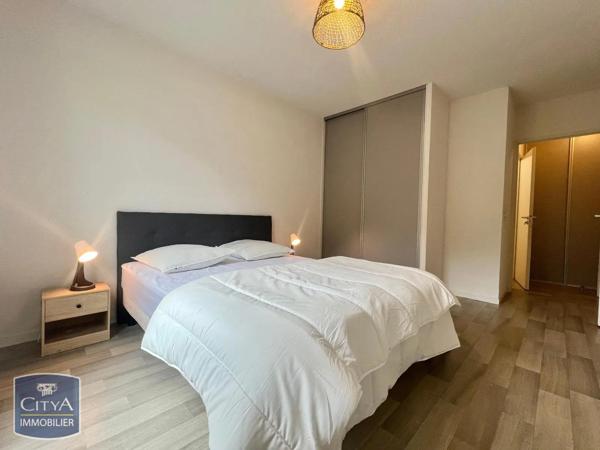 Appartement à louer 2 pièces 41.2m² Caluire-et-Cuire (69300)