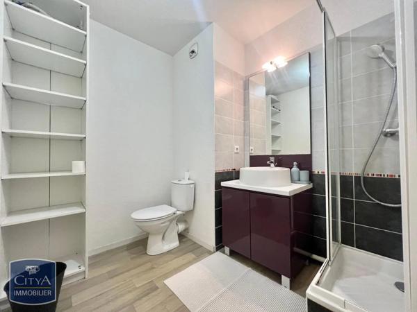 Appartement à louer 2 pièces 41.2m² Caluire-et-Cuire (69300)