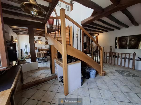 Faremoutiers (77515) MAISON 108M AVEC GARAGE CENTRE POMMEUSE