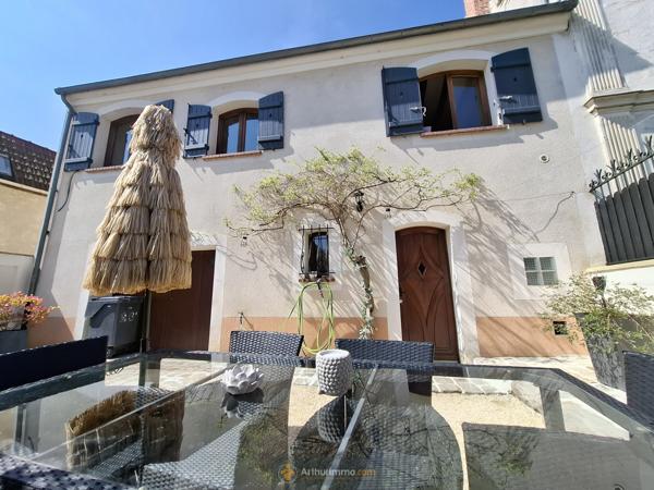 Faremoutiers (77515) MAISON 108M AVEC GARAGE CENTRE POMMEUSE