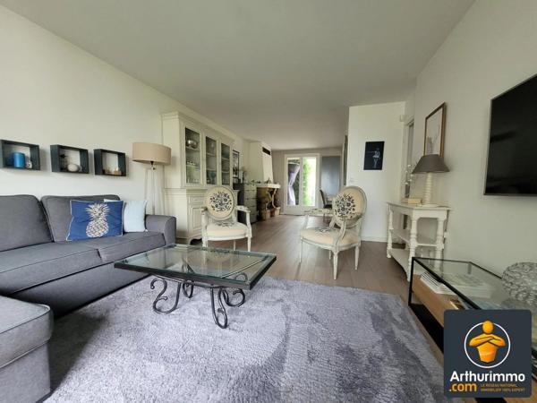 Location                                                      Maison
                        
                     7 pièces                      133 m2                     à Nanterre