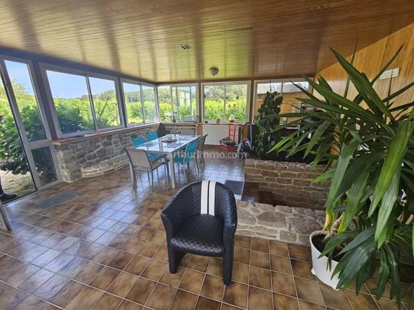 Vente Maison 5 pièces 185 m2 à Guingamp