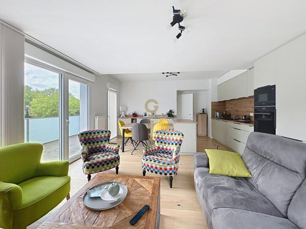 APPARTEMENT NEUF T4, TERRASSE ET DEUX PARKINGS EN SOUS-SOL
