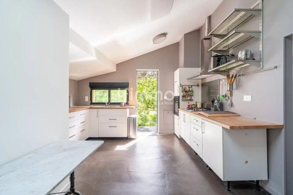 Maison familiale + Maison d'hôte et Dépendance- Terrain 1252m2