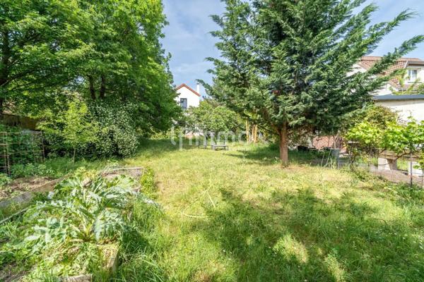 Maison familiale + Maison d'hôte et Dépendance- Terrain 1252m2
