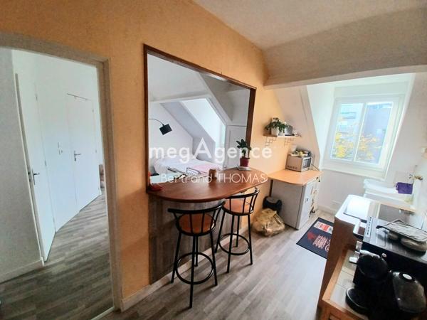 Immeuble à FOUGERES, 35300 - 244m²