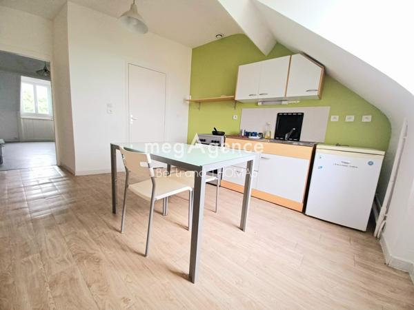 Immeuble à FOUGERES, 35300 - 244m²