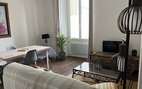 Appartement à louer    2 pièces • 47 m2 Pau