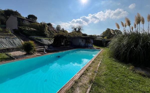 Maison à vendre    4 pièces •  Beausemblant