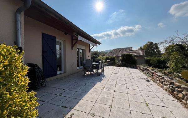 Maison à vendre    4 pièces •  Beausemblant