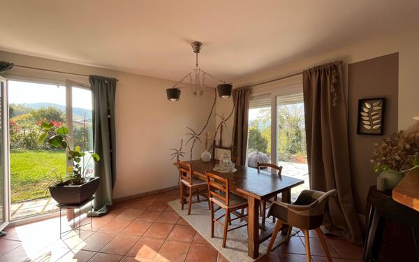 Maison à vendre    4 pièces •  Beausemblant