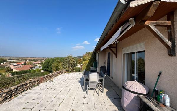 Maison à vendre    4 pièces •  Beausemblant