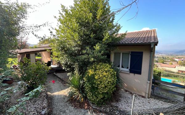 Maison à vendre    4 pièces •  Beausemblant