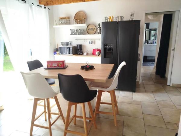 Maison en pierre avec 4 chambres