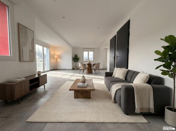 Superbe Duplex F5 Rénové – Résidence Récente avec Garage et Parking