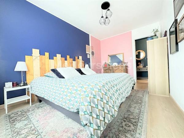 Appartement, 650 m de la gare, balcon et cave (possibilité d'acquérir un garage en supplément)