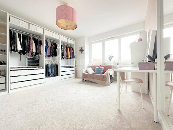 Appartement, 650 m de la gare, balcon et cave (possibilité d'acquérir un garage en supplément)