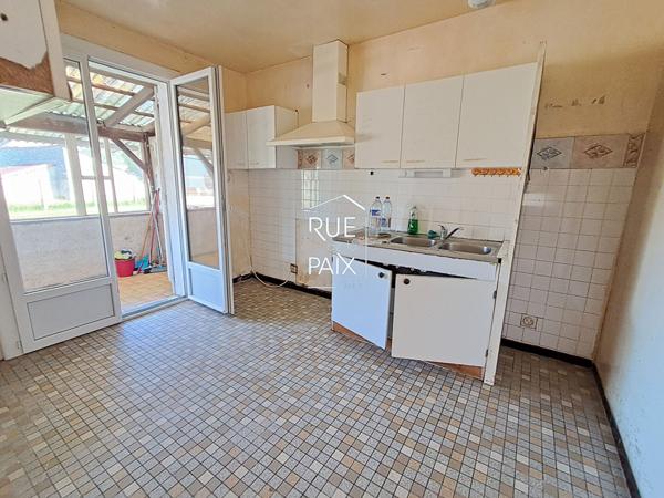 86230 SERIGNY Maison de plain pied 4 chambres Serigny + Jardin de plus de 1600 m²