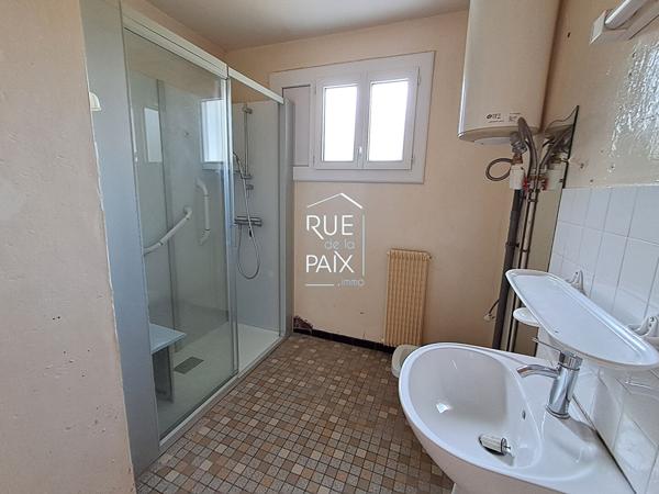 86230 SERIGNY Maison de plain pied 4 chambres Serigny + Jardin de plus de 1600 m²