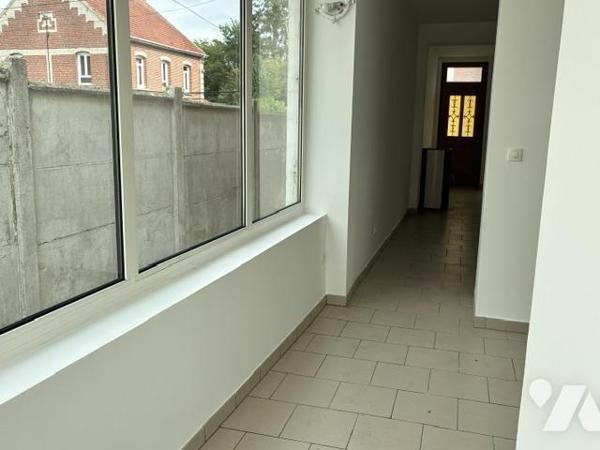 Maison individuelle – 96 m² – Jardin