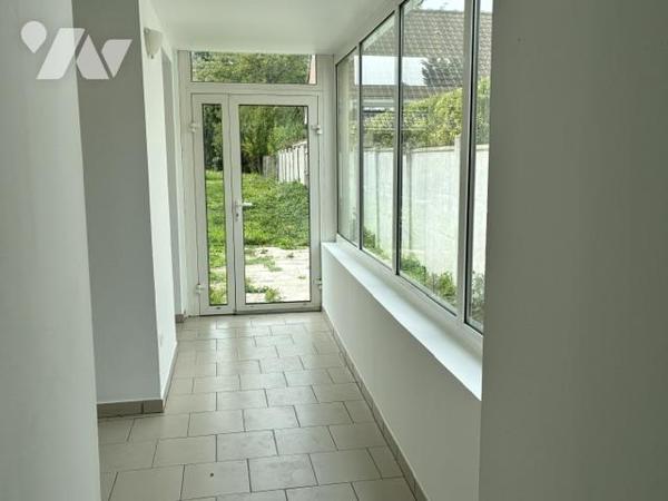 Maison individuelle – 96 m² – Jardin